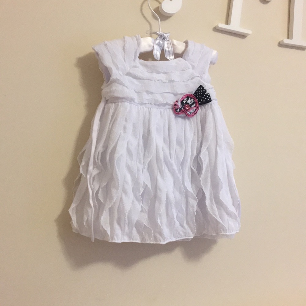 Pretty white dress